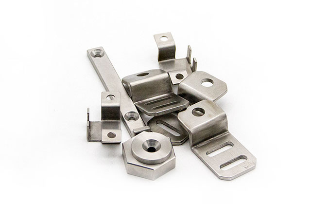 鋁合金防護(hù)欄的優(yōu)勢特點(diǎn)